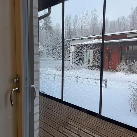 As Oy Kouvolan Pioneeripuisto Apartamento Kouvola